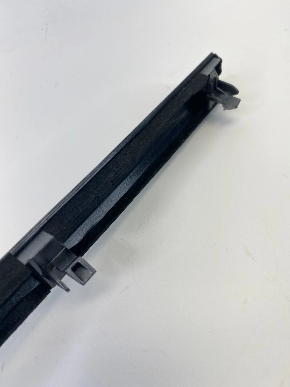15 16 17 18 19 20 HONDA FIT DASH RIGHT UPPER GLOVE BOX GARNISH TRIM MOLDING OEM