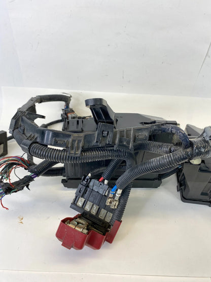 2013-2015 NISSAN ALTIMA 2.5L ENGINE COMPARTMENT FUSE BOX W/ BATTERY TERMINAL OEM