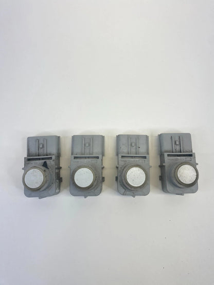 2016 2017 2018 KIA SEDONA REAR PARKING SENSORS SET OF 4 95720-A9000 OEM