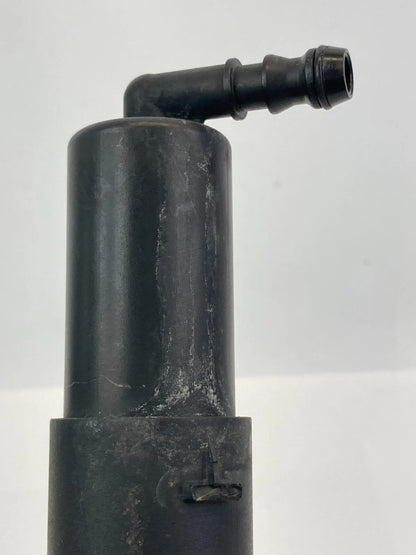 2006 BMW 330I 325I 325XI FRONT LEFT HEADLIGHT WASHER NOZZLE LH 7179311-01 OEM