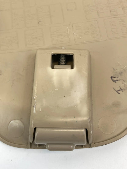 2009 09 SATURN VUE FUSE BOX COVER TRIM ACCESS DOOR BEZEL BATTERY CAP PANEL OEM
