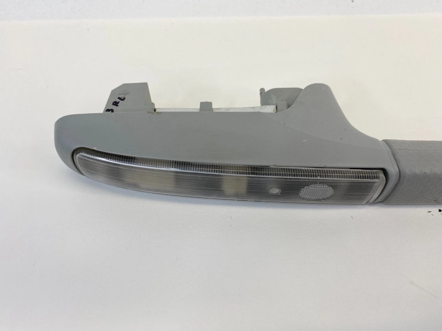 2003-2005 HONDA PILOT REAR LH 2ND ROW INTERIOR GRAB HANDLE W/ READING LIGHT OEM
