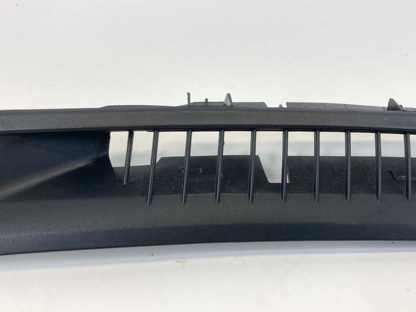 13-19 NISSAN SENTRA DASH UPPER LEFT WINDSHIELD DEFROSTER NOZZLE GRILLE TRIM OEM