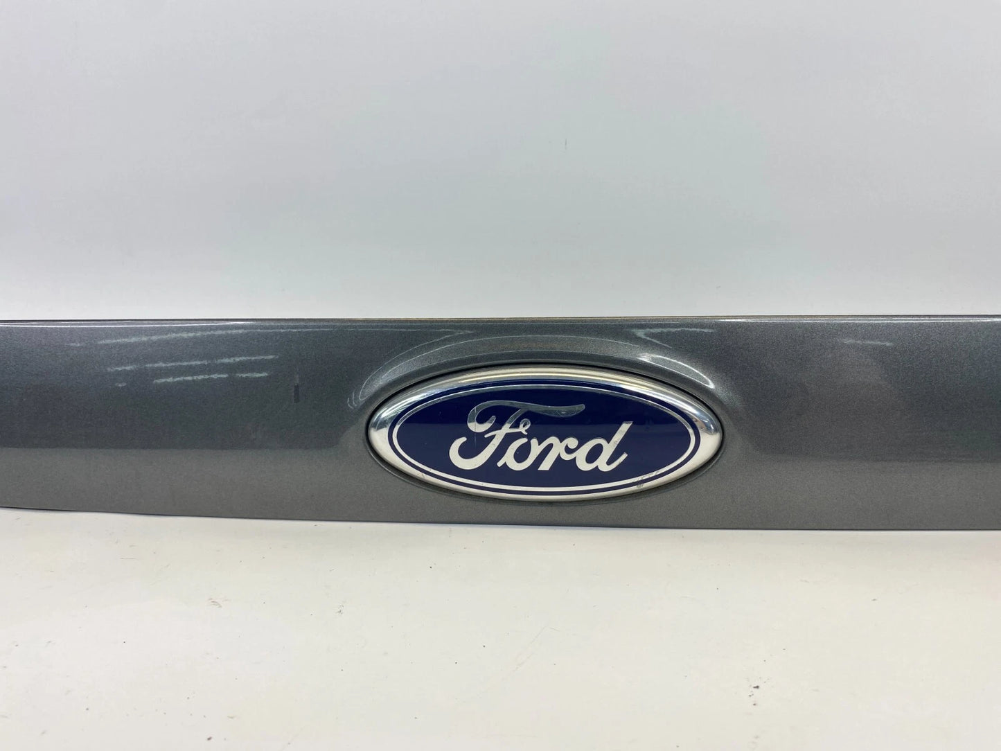 12-14 FORD FOCUS SEDAN TRUNK DECK LID MOLDING FINISH PANEL BM51-F43404-AH OEM