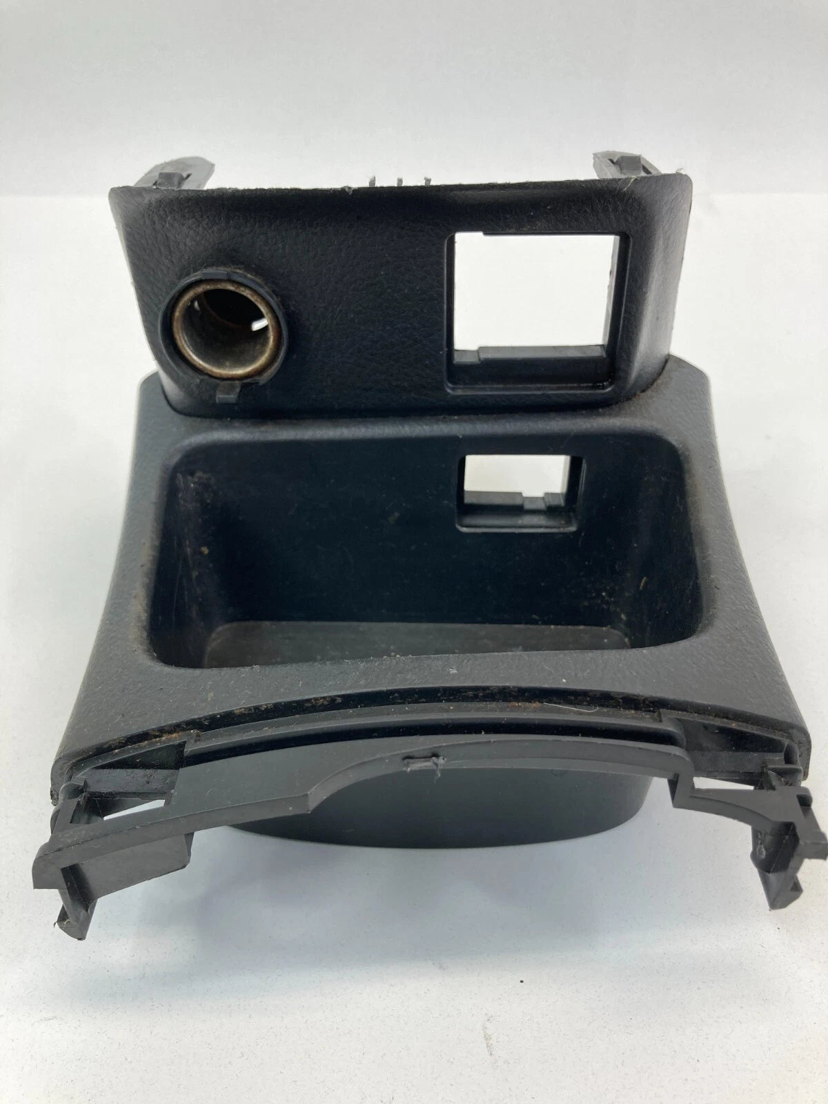 2009-2013 TOYOTA MATRIX FRONT CENTER DASH POCKET W/ POWER OUTLET 55618-02090 OEM