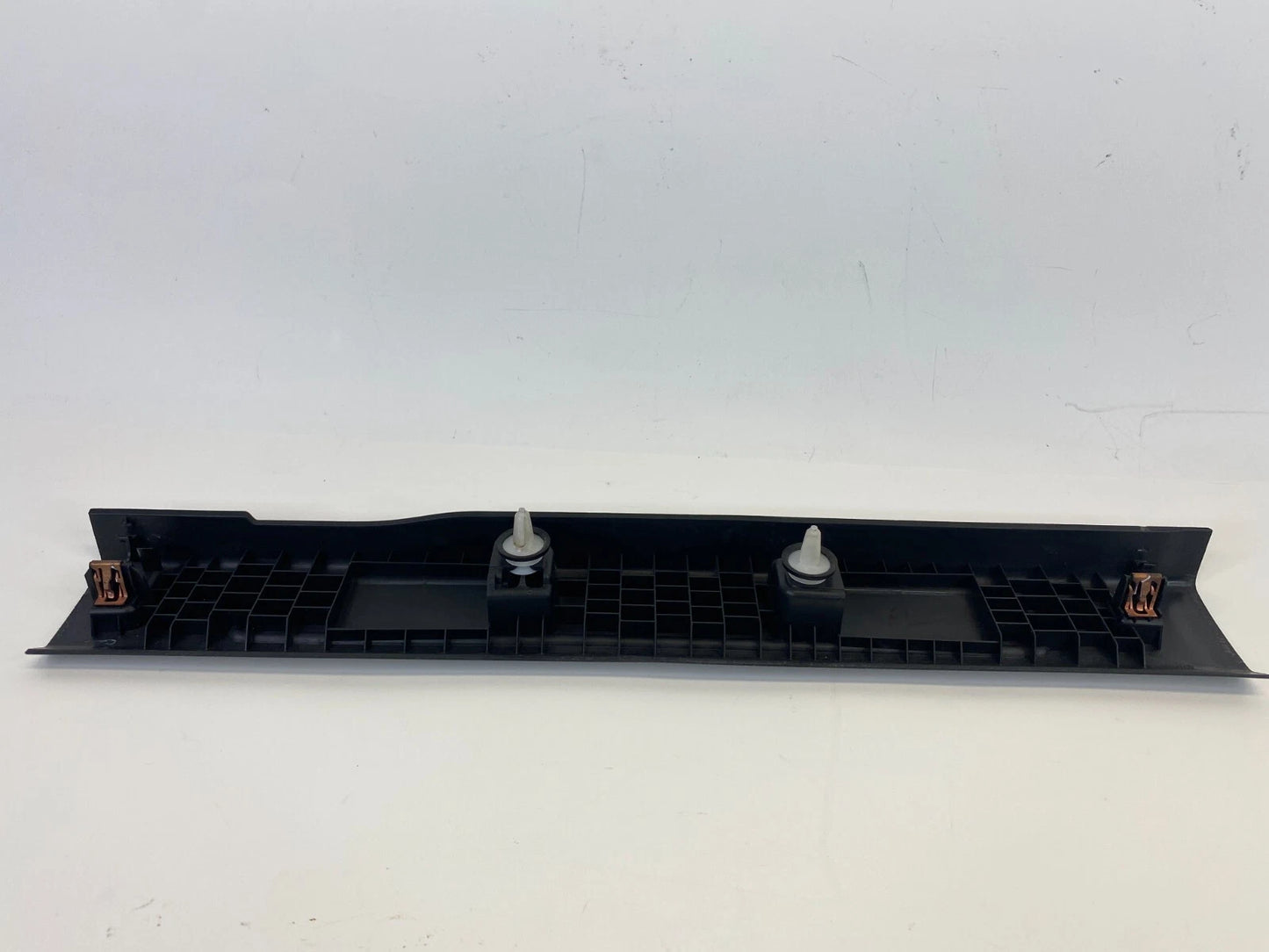 2013-2016 FORD FUSION FRONT LEFT SILL SCUFF PLATE TRIM PANEL DS73-F13201-A OEM