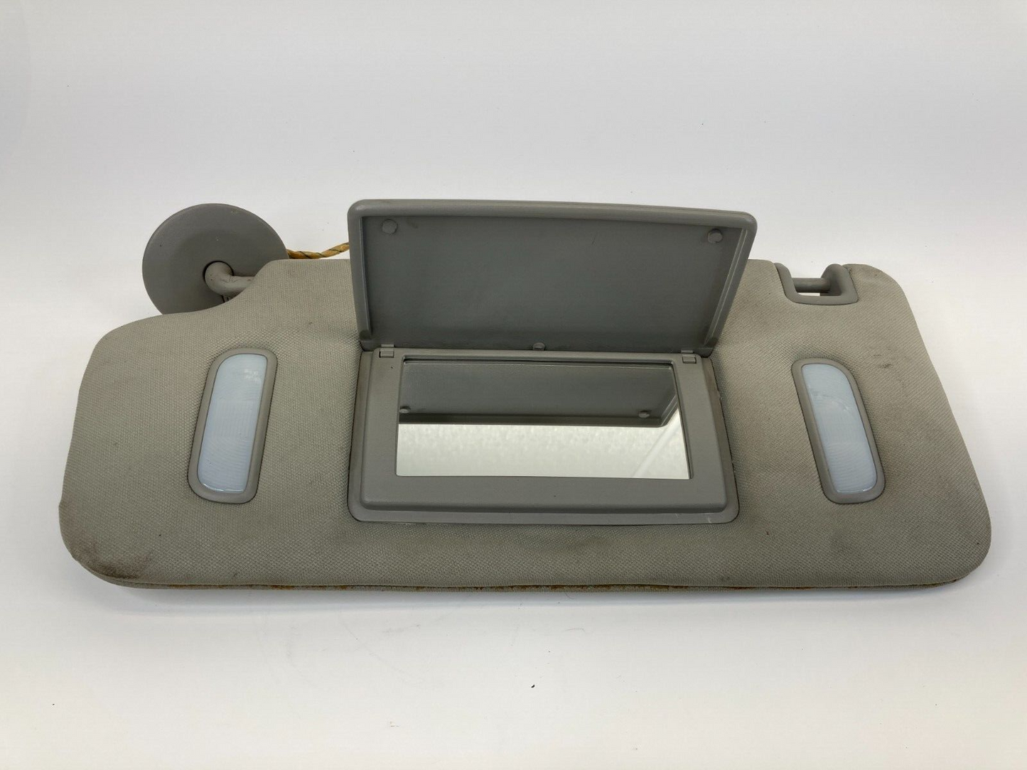 07-16 GMC Acadia 07-10 Saturn Outlook Left Side Sunvisor Sun Visor W/ Lights OEM