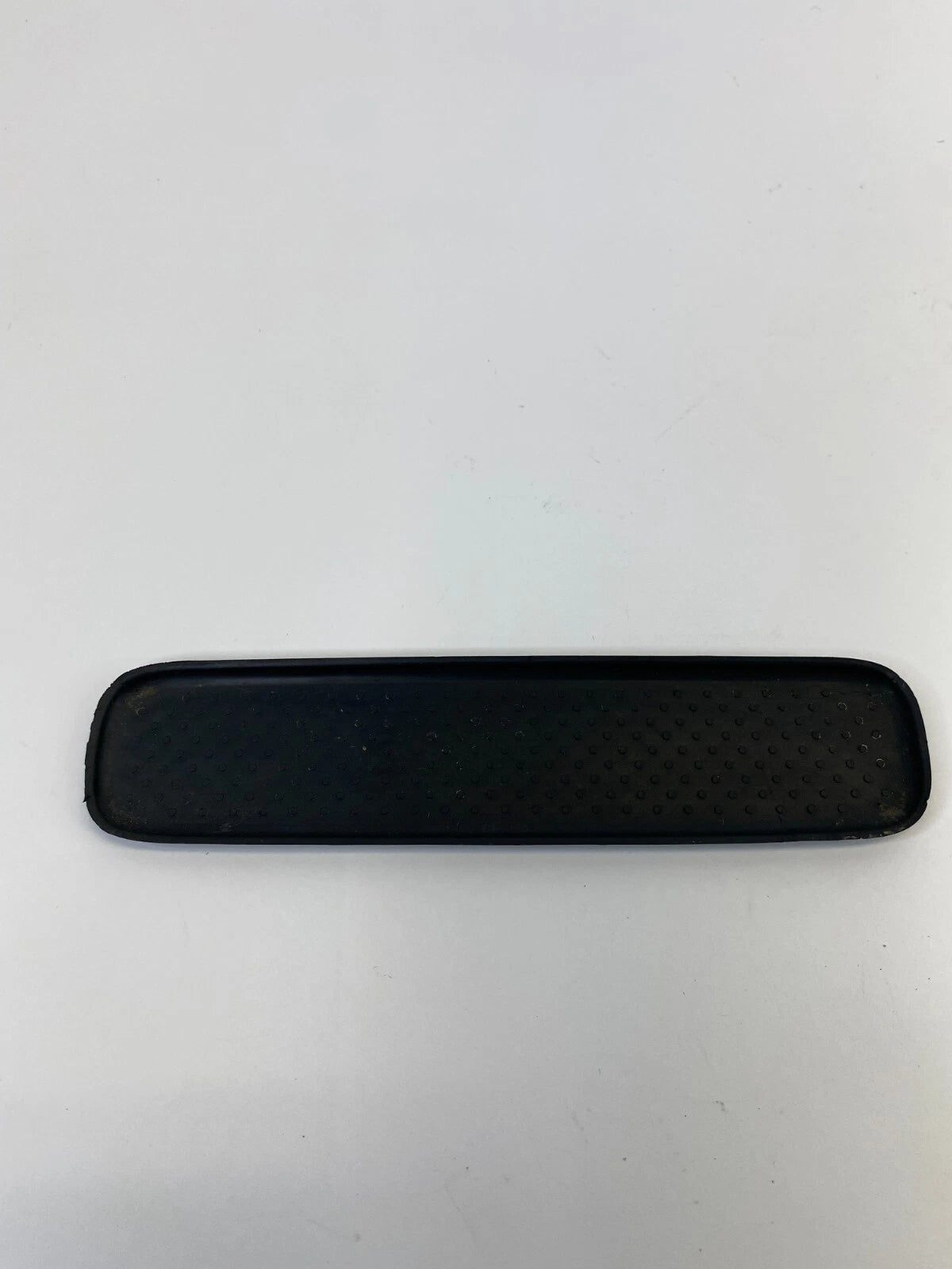 2002-2006 TOYOTA CAMRY FRONT RIGHT DOOR HANDLE POCKET INSERT MAT OEM 74244-AA010