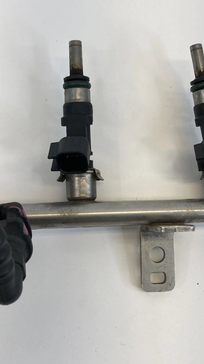 2013-2016 DODGE DART 1.4L L4 FUEL INJECTION RAIL & INJECTOR ASSY 04627177AB OEM