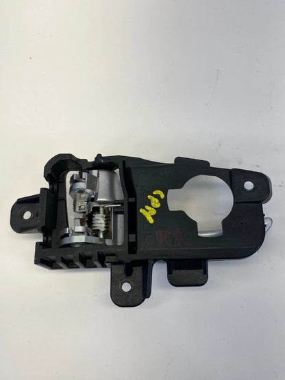 2013-2017 HYUNDAI ELANTRA GT REAR RIGHT BACK INTERIOR DOOR HANDLE 82623-GD000