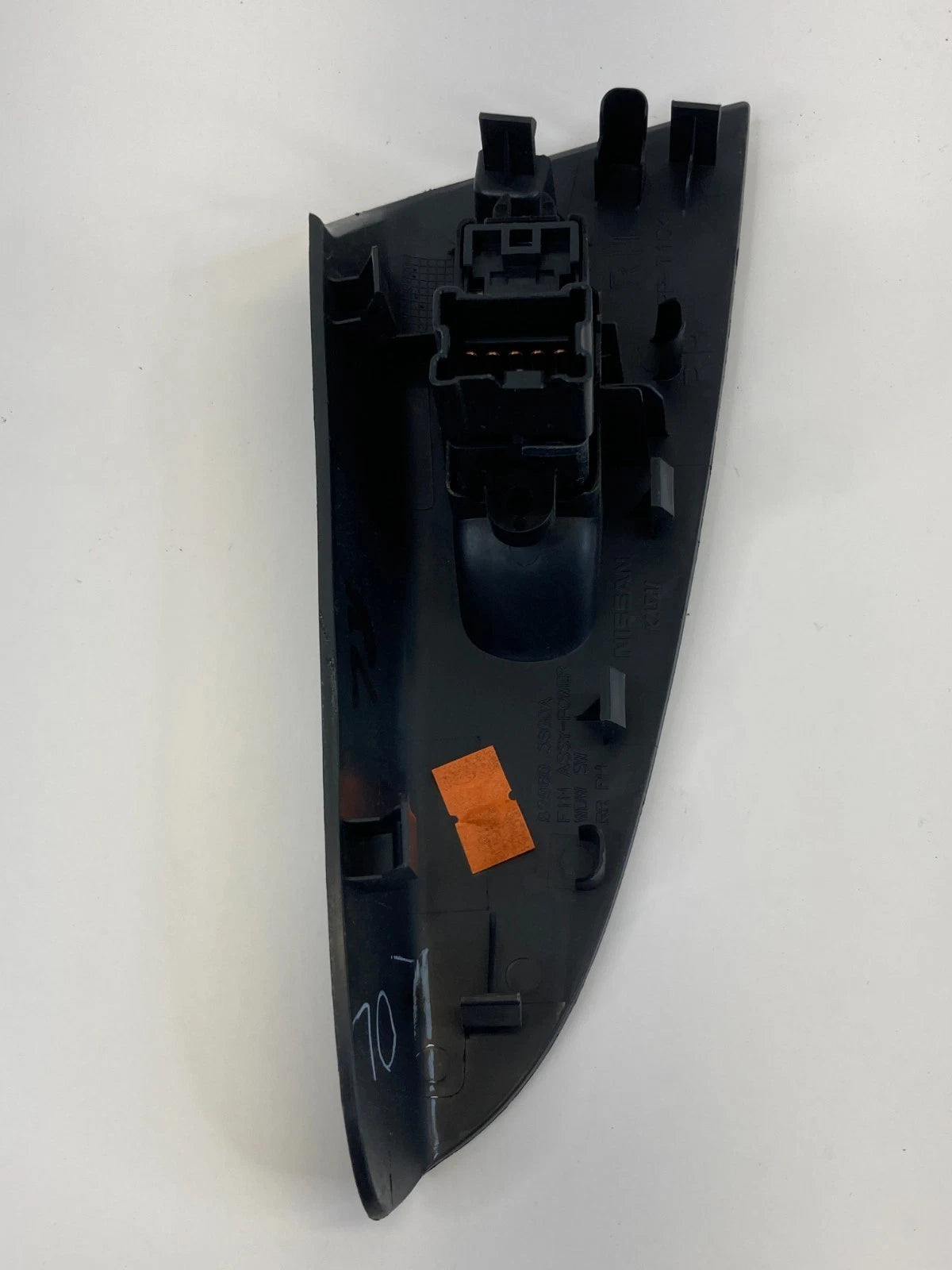 13-16 NISSAN SENTRA REAR RIGHT DOOR WINDOW CONTROL SWITCH W BEZEL OEM 829603SG0A