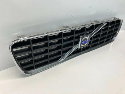 2001-2004 VOLVO S60 SEDAN FRONT UPPER BUMPER RADIATOR GRILLE 9151881 OEM