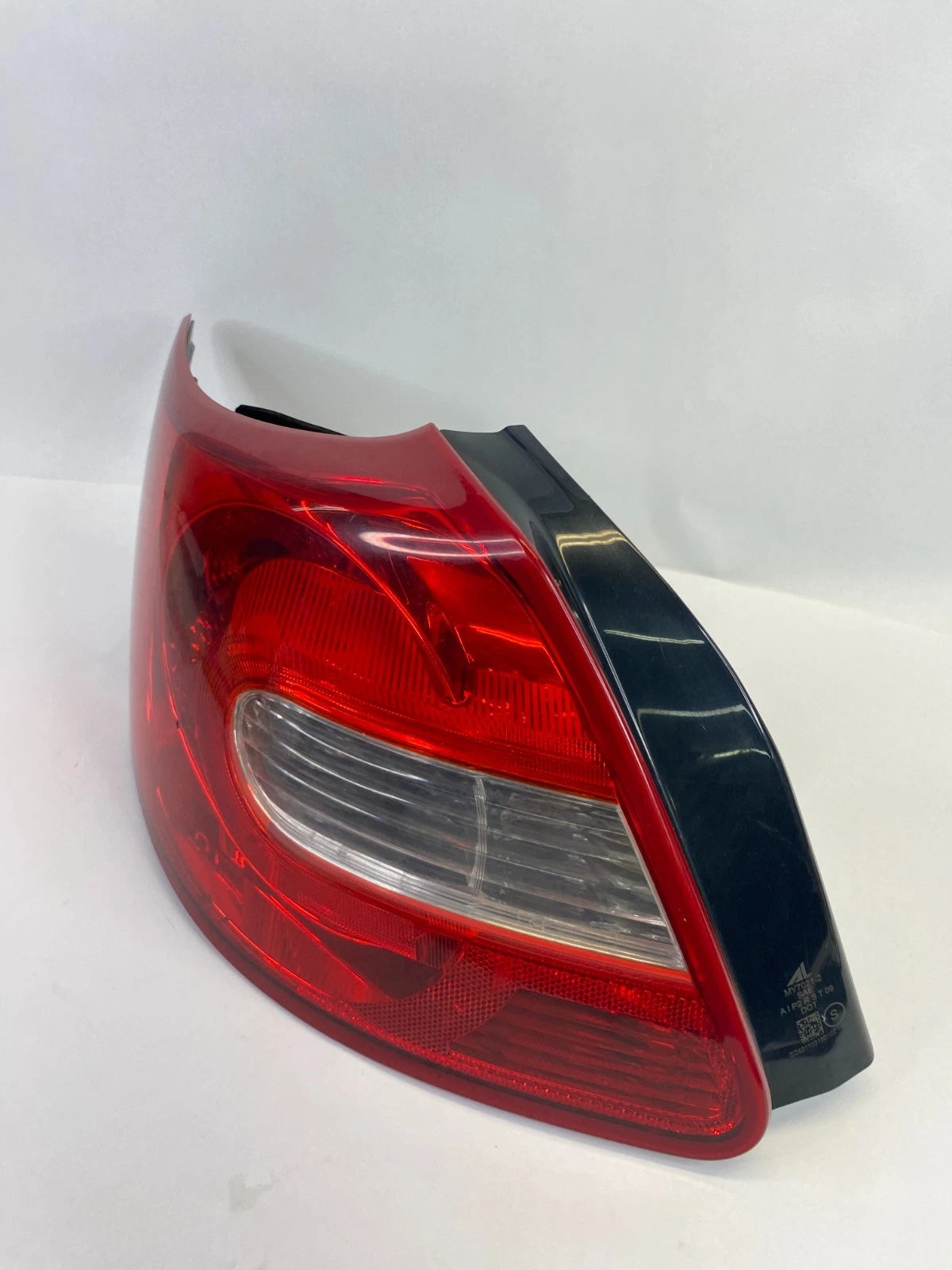 2010 2011 2012 2013 SUZUKI KIZASHI LEFT DRIVER TAILLIGHT TAIL LIGHT LAMP OEM