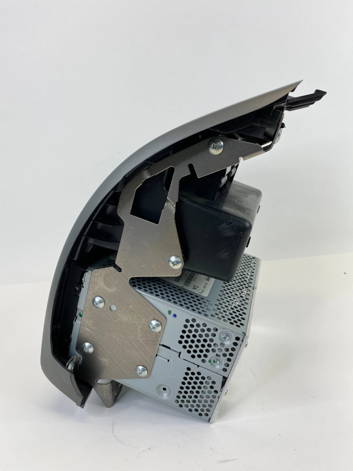2010-2012 NISSAN SENTRA RADIO AM/FM CD DISC RECEIVER PLAYER MP3 28185-ZT50A OEM