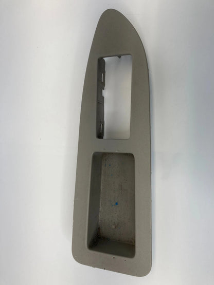 2005-2010 CHRYSLER 300 FRONT RIGHT SIDE DOOR WINDOW SWITCH BEZEL COVER TRIM OEM