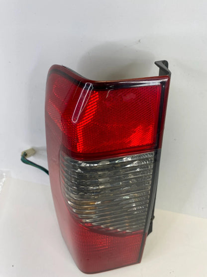02-04 NISSAN XTERRA REAR LEFT SIDE TAIL LIGHT TAILLIGHT LAMP 935-700-03 OEM