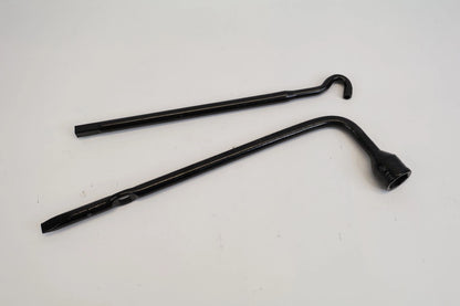2011-2022 JEEP GRAND CHEROKEE EMERGENCY SPARE TIRE JACK TOOL KIT ASSEMBLY OEM
