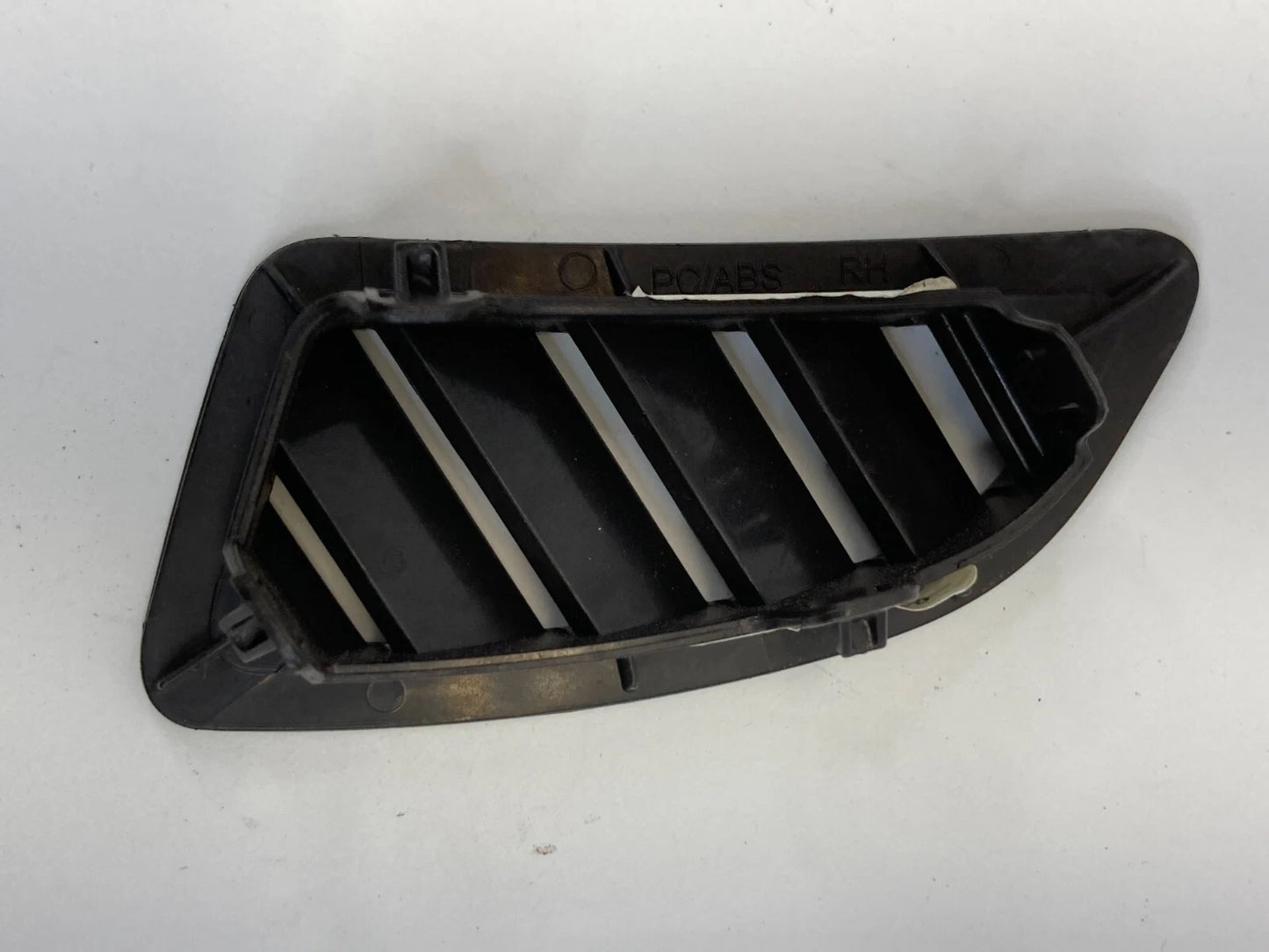 11-17 BUICK REGAL DASH RIGHT PASSENGER SIDE AIR VENT DEFROST GRILLE 13279241