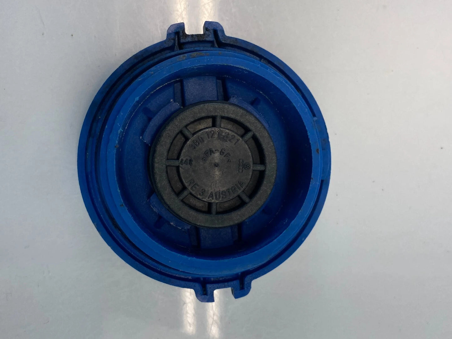 98-19 VOLKSWAGEN PASSAT ENGINE RADIATOR FLUID COOLANT RESERVOIR CAP 3B0121321