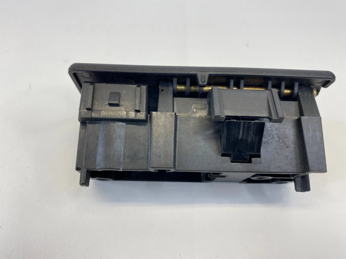 2011-2014 DODGE AVENGER GLOVE BOX STORAGE COMPARTMENT LATCH LOCK HANDLE OEM