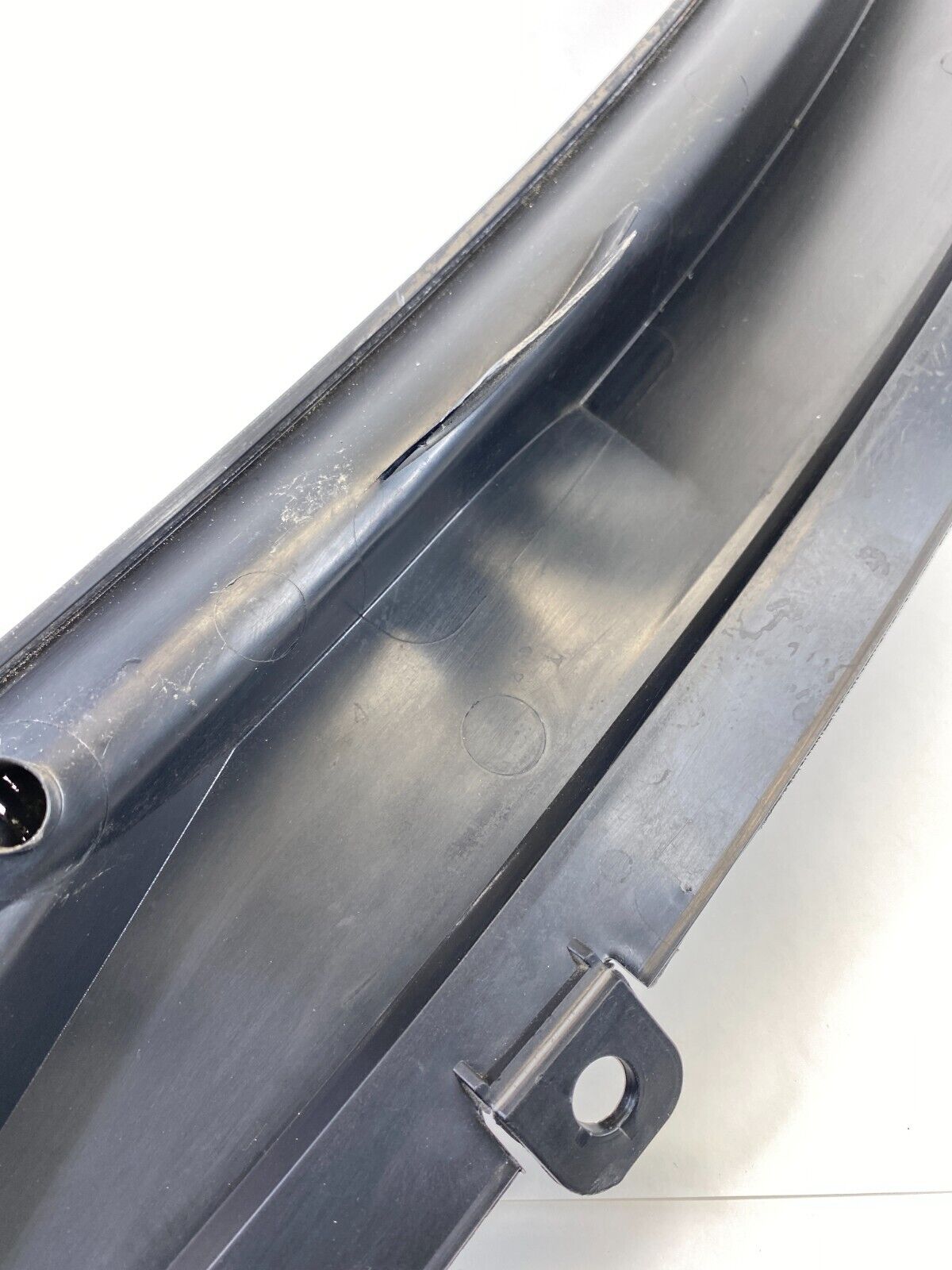 05-11 Audi A6 Quattro 06-11 A6 Front Cowl Molding Windshield Cover 4F1819403 OEM