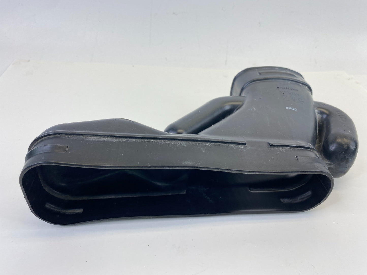 2013 2014 2015 2016 2017 Honda Accord Air Intake Cleaner Upper Duct Tube OEM