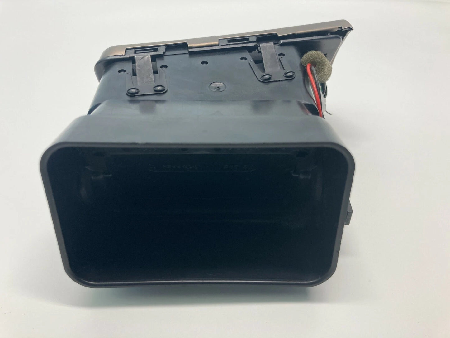 1998 1999 2000 2001 AUDI A6 A6 QUATTRO LEFT DRIVER SIDE DASH AC AIR VENT OUTLET