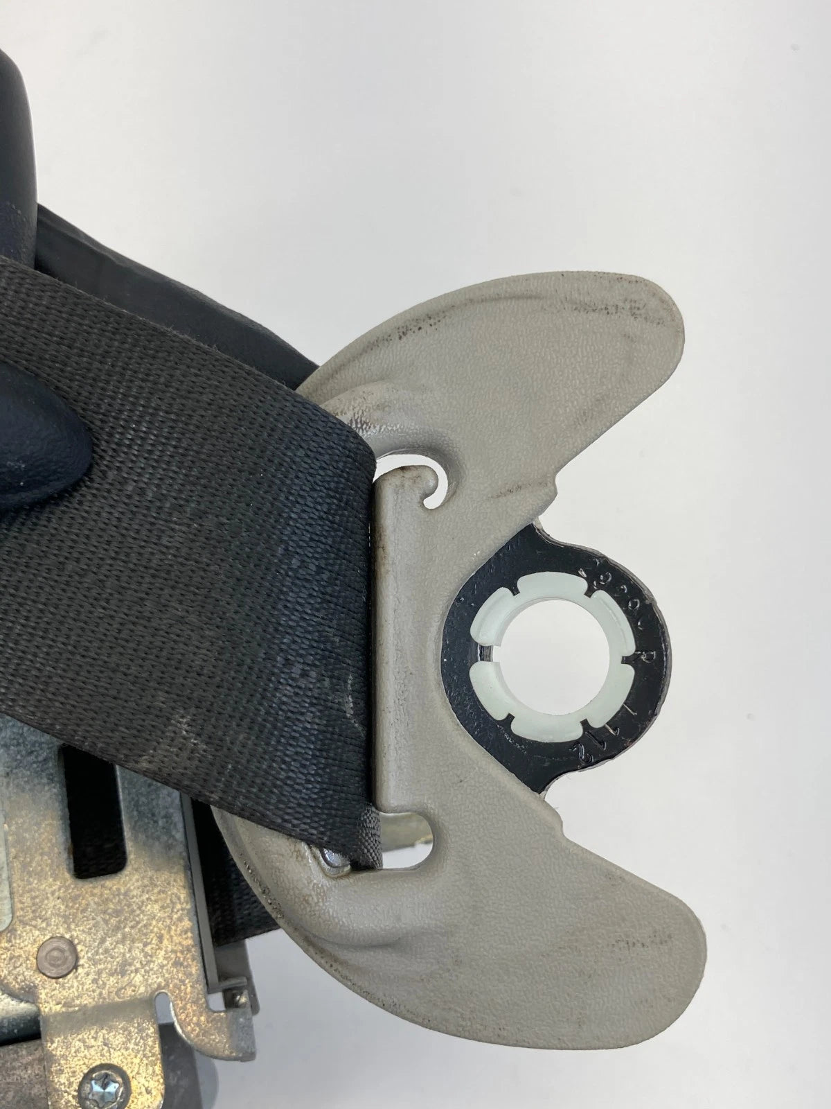 2013 INFINITI JX35 FRONT RIGHT PASSENGER SIDE SEAT BELT RETRACTOR 2450474-AC OEM