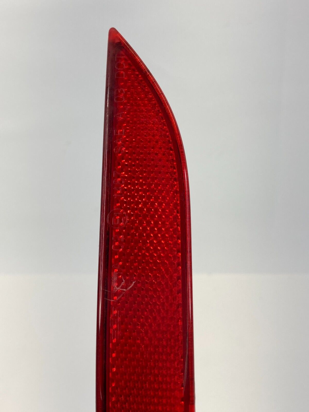 2003-2007 BMW 530i Sedan Rear Bumper Left Outer Side Reflector Lamp 63146915039