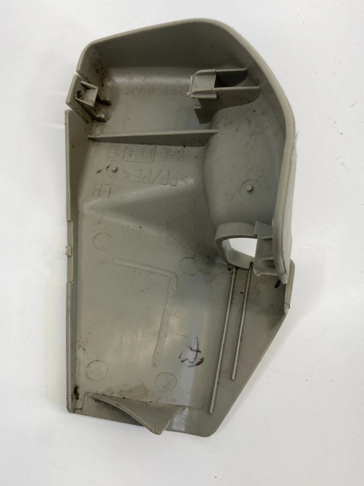 2004-2009 TOYOTA PRIUS FRONT LEFT SEAT TRACK END COVER END CAP TRIM 72158-47030