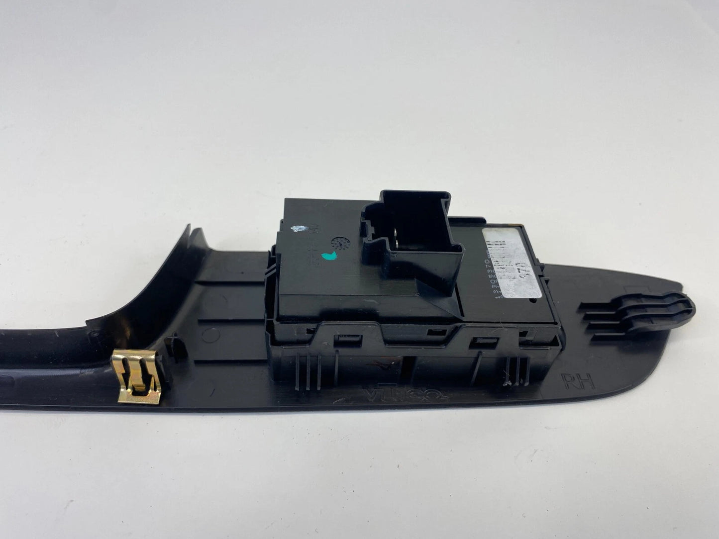 2010-2017 CHEVROLET EQUINOX FRONT RIGHT DOOR WINDOW CONTROL SWITCH 13305370