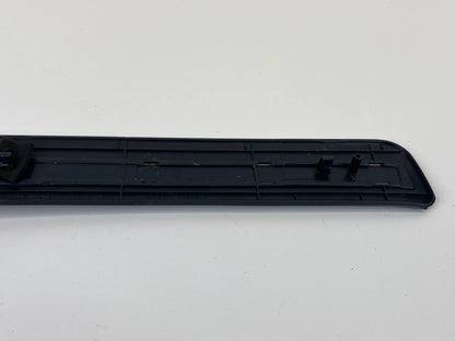 2000 2001 LEXUS ES300 REAR LEFT DOOR SILL SCUFF PLATE TRIM UNIT OEM 67911-33050