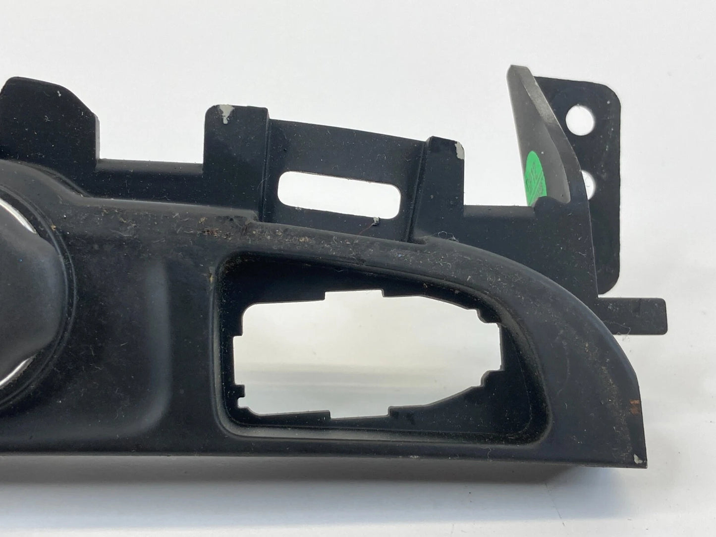 13-15 CHEVY MALIBU LOWER CENTER DASH HAZARD TRACTION SWITCH LIGHTER BEZEL TRIM