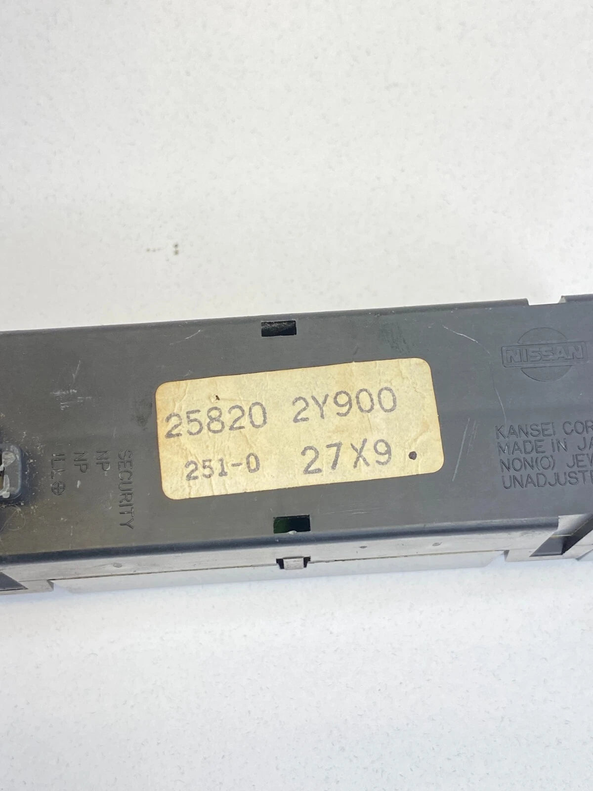 2000-2003 NISSAN MAXIMA FRONT CENTER DASH DIGITAL CLOCK DISPLAY SCREEN OEM