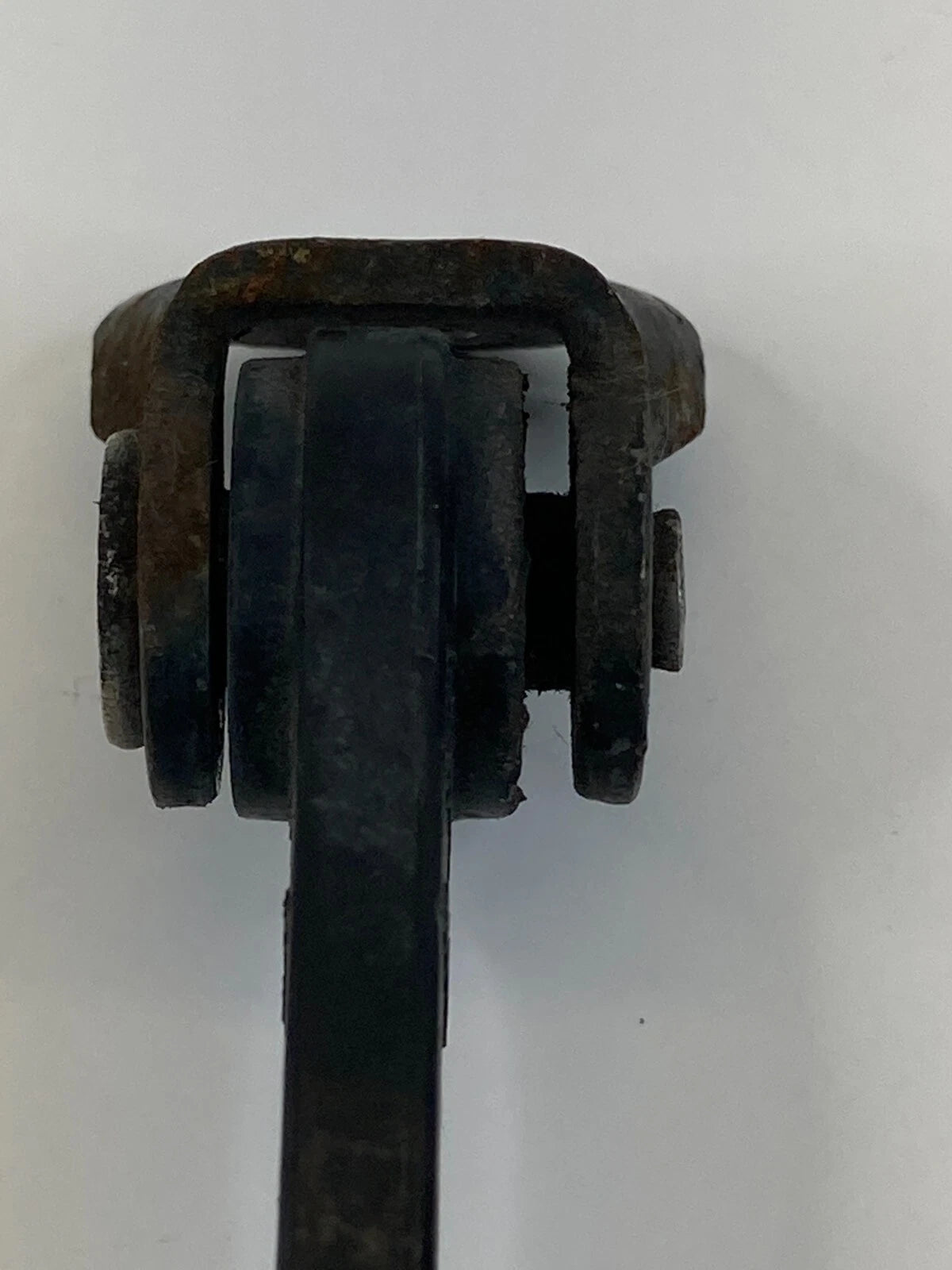 2006-2011 FORD FOCUS REAR RIGHT SIDE BACK DOOR CHECK STOP STOPPER DETENT OEM