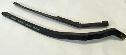 2010-2017 CHEVROLET EQUINOX FRONT WINDSHIELD RIGHT & LEFT WIPER ARM SET OEM