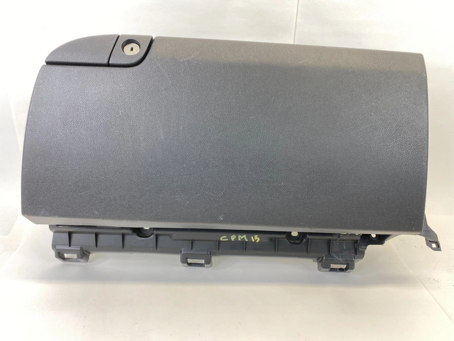 2016-2020 KIA SORENTO GLOVE BOX STORAGE COMPARTMENT W /FRAME 84540-C6000