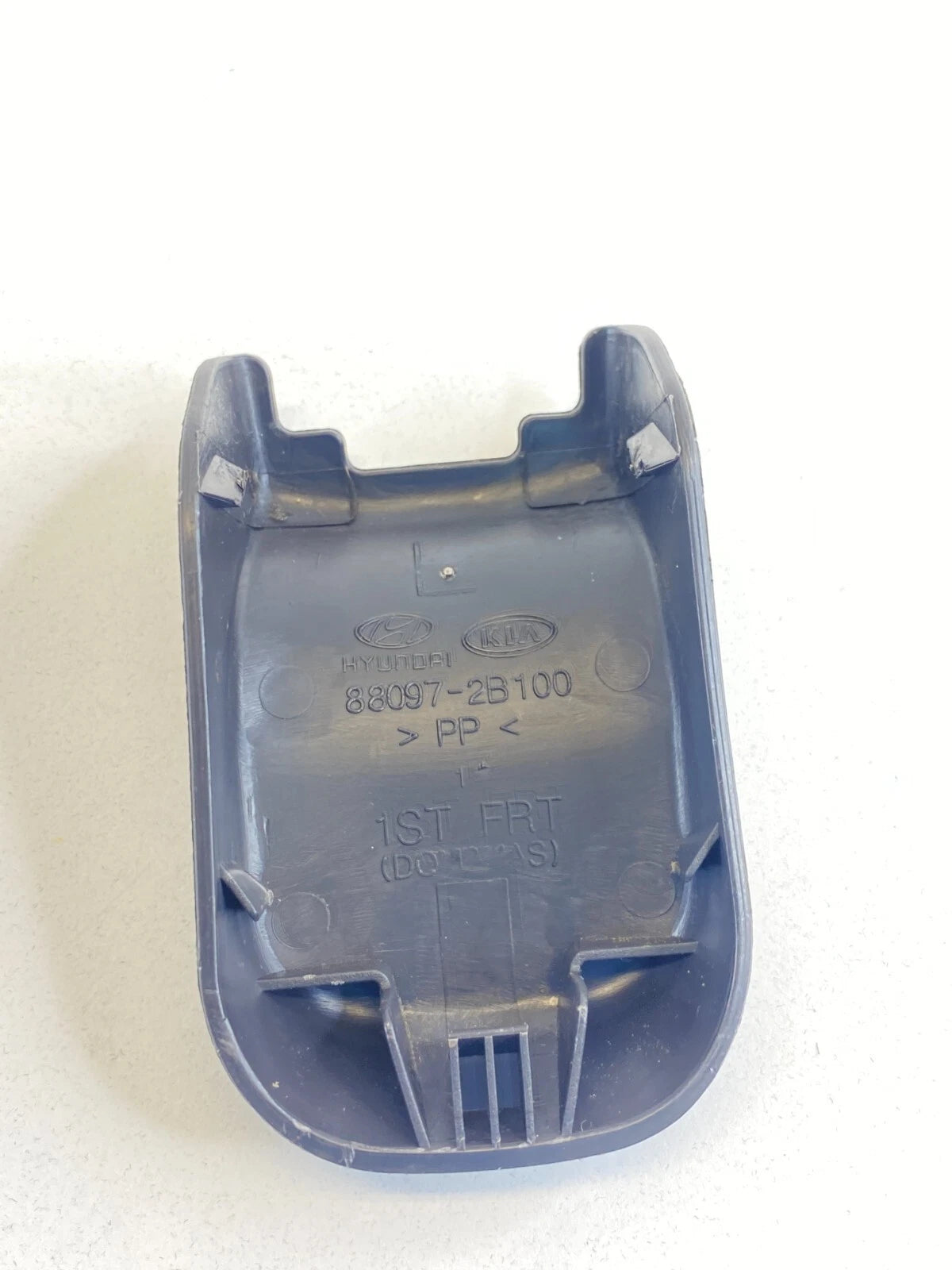 2010-2012 Hyundai Santa Fe Front Left Seat Track End Cover Trim Cap 88097-2B100