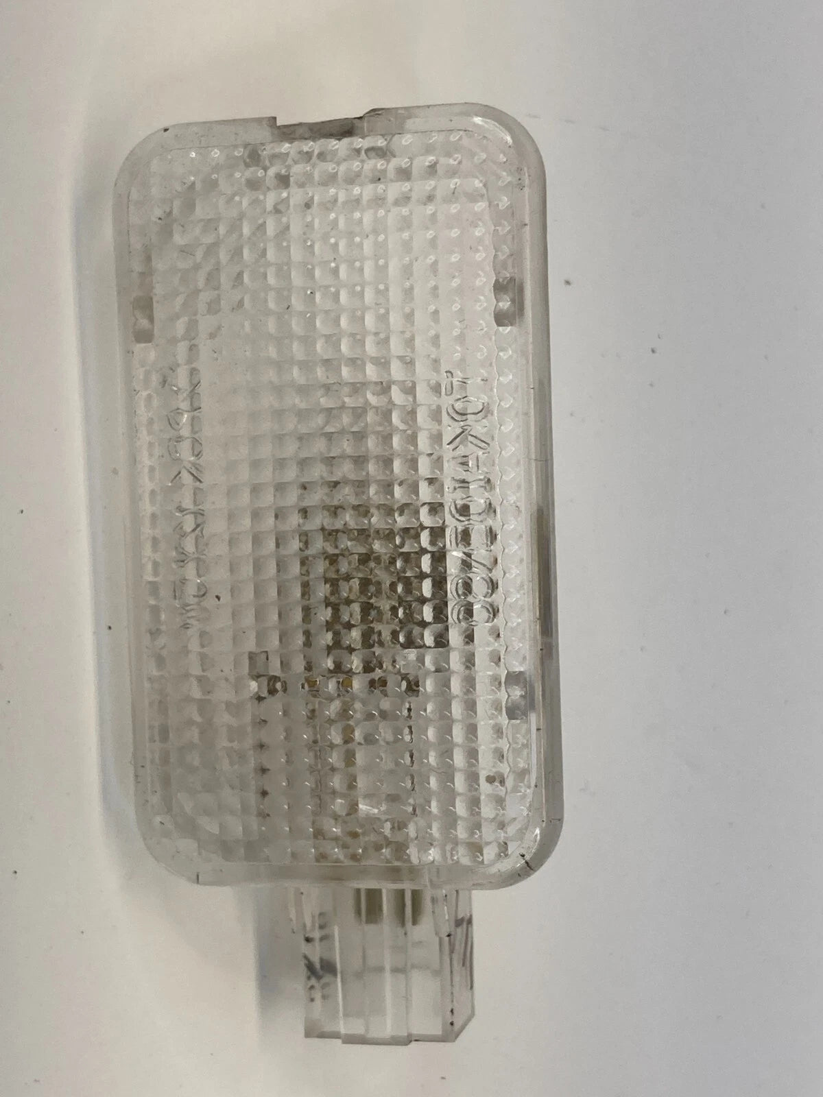 2010-2014 SUBARU LEGACY OUTBACK FRONT RIGHT SIDE DOOR COURTESY LAMP LIGHT OEM