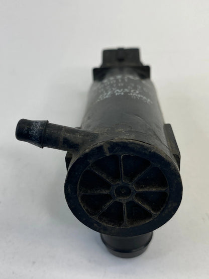2001-2004 VOLVO S60 FRONT OR REAR WINDSHIELD WASHER PUMP ASSEMBLY 9169611 OEM