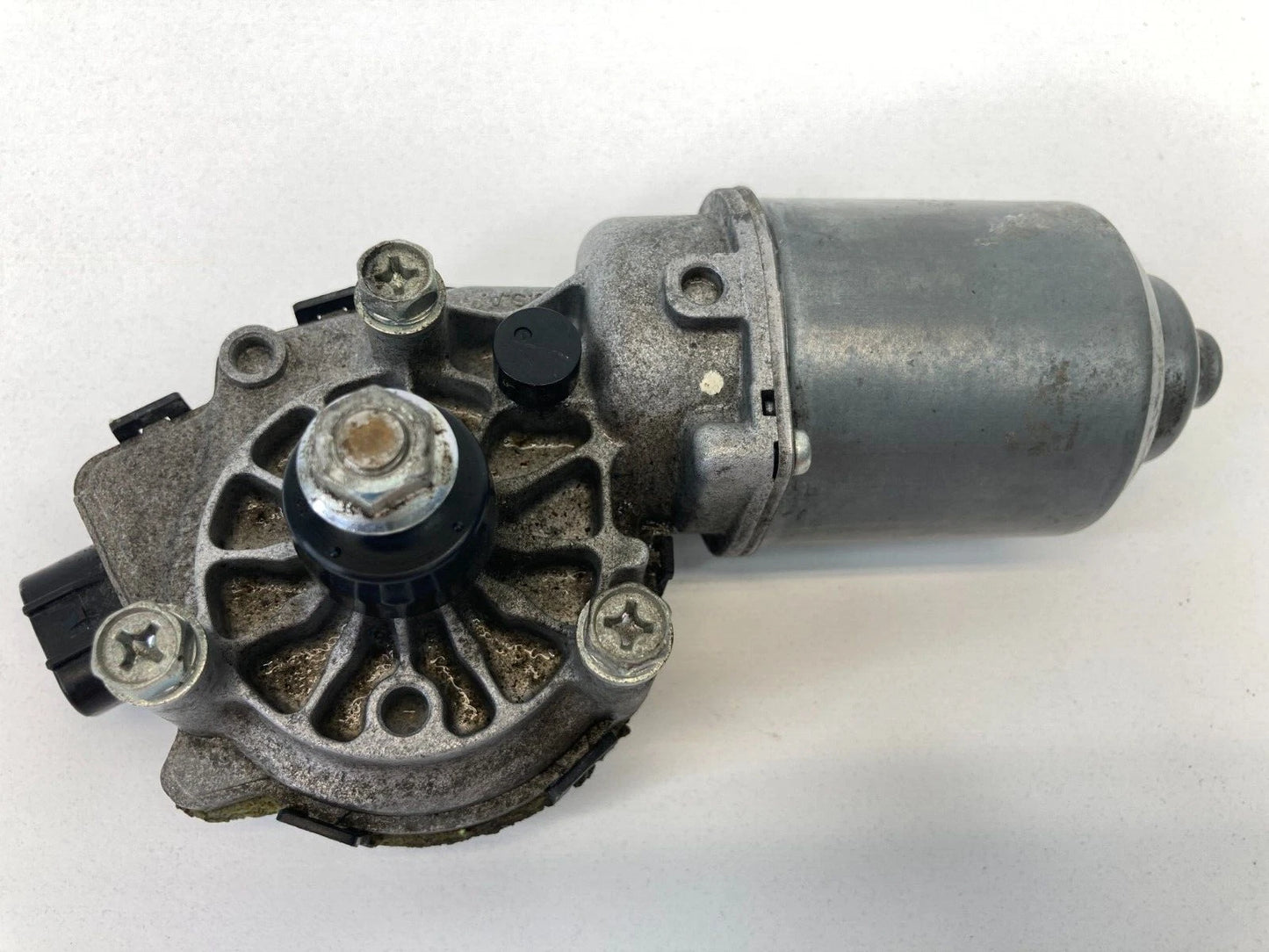 2004-2010 TOYOTA SIENNA FRONT WINDSHIELD WIPER MOTOR 85110-06060 OEM