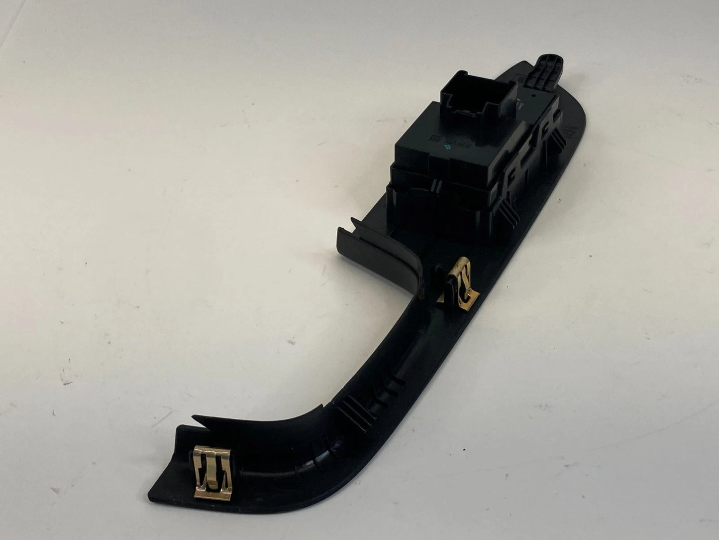 2010-2017 GMC TERRAIN FRONT RIGHT DOOR POWER WINDOW SWITCH W/ BEZEL 25946839