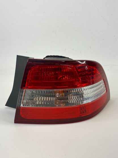 2000 2001 Lexus ES300 Rear Right Passenger Side Tail Light Outer Taillight Lamp