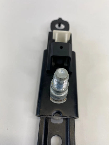 2009 10 11 12 2013 TOYOTA COROLLA FRONT LEFT SIDE SEAT BELT HEIGHT ADJUSTER OEM