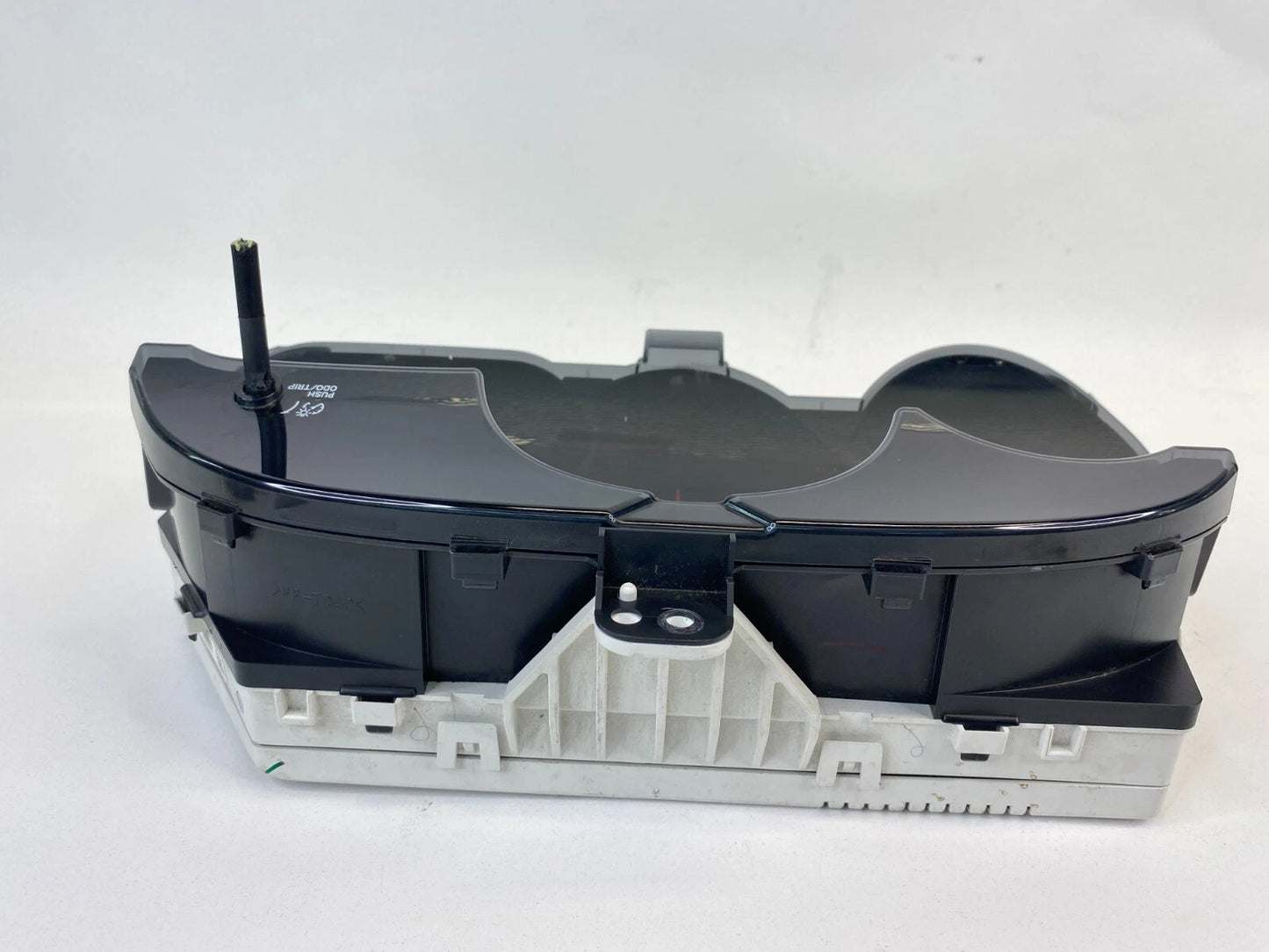 09 10 TOTOTA MATRIX 2.4 AT FWD DASH CLUSTER SPEEDOMETER 83800-02000 213K MILES