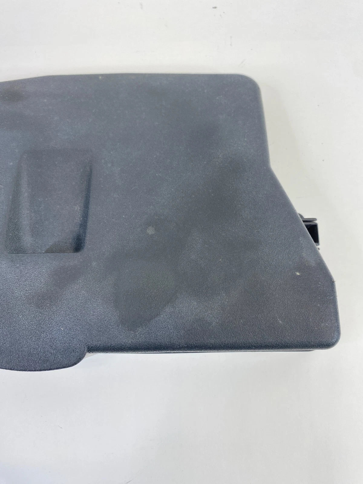 2008-2015 SCION XB 2.4L ENGINE FUSE RELAY BOX COMPARTMENT COVER LID 82662-12450