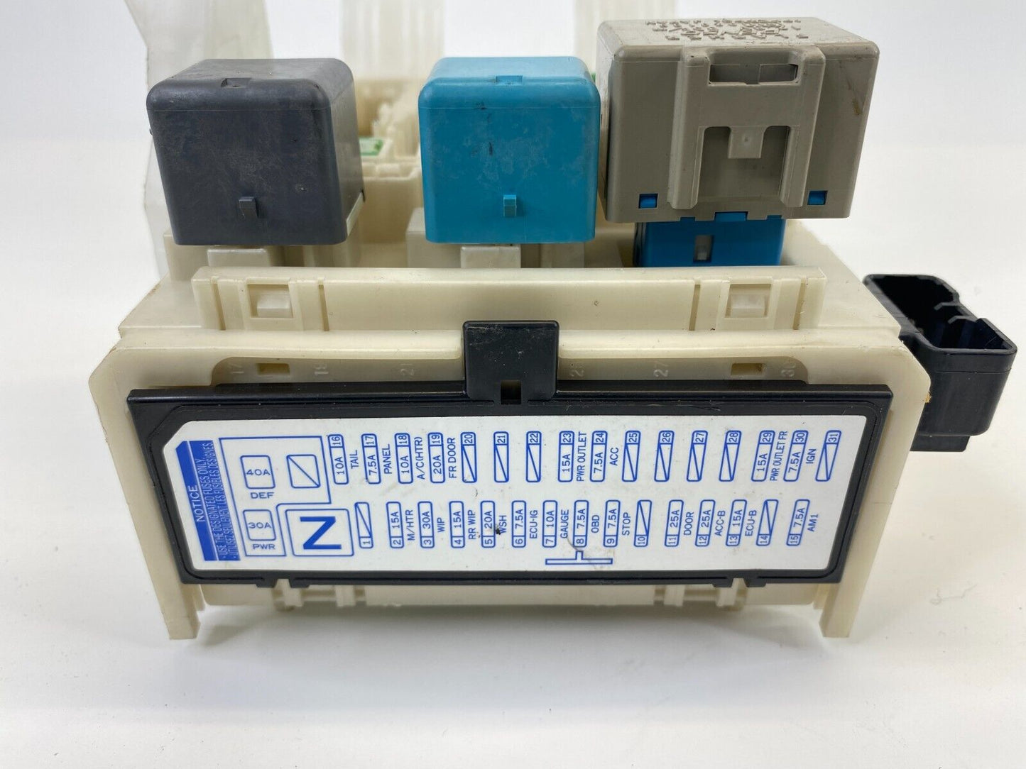 04-09 Toyota Prius Hybrid 1.5L AT Interior Dash Fuse Box Relay Unit 82730-47300