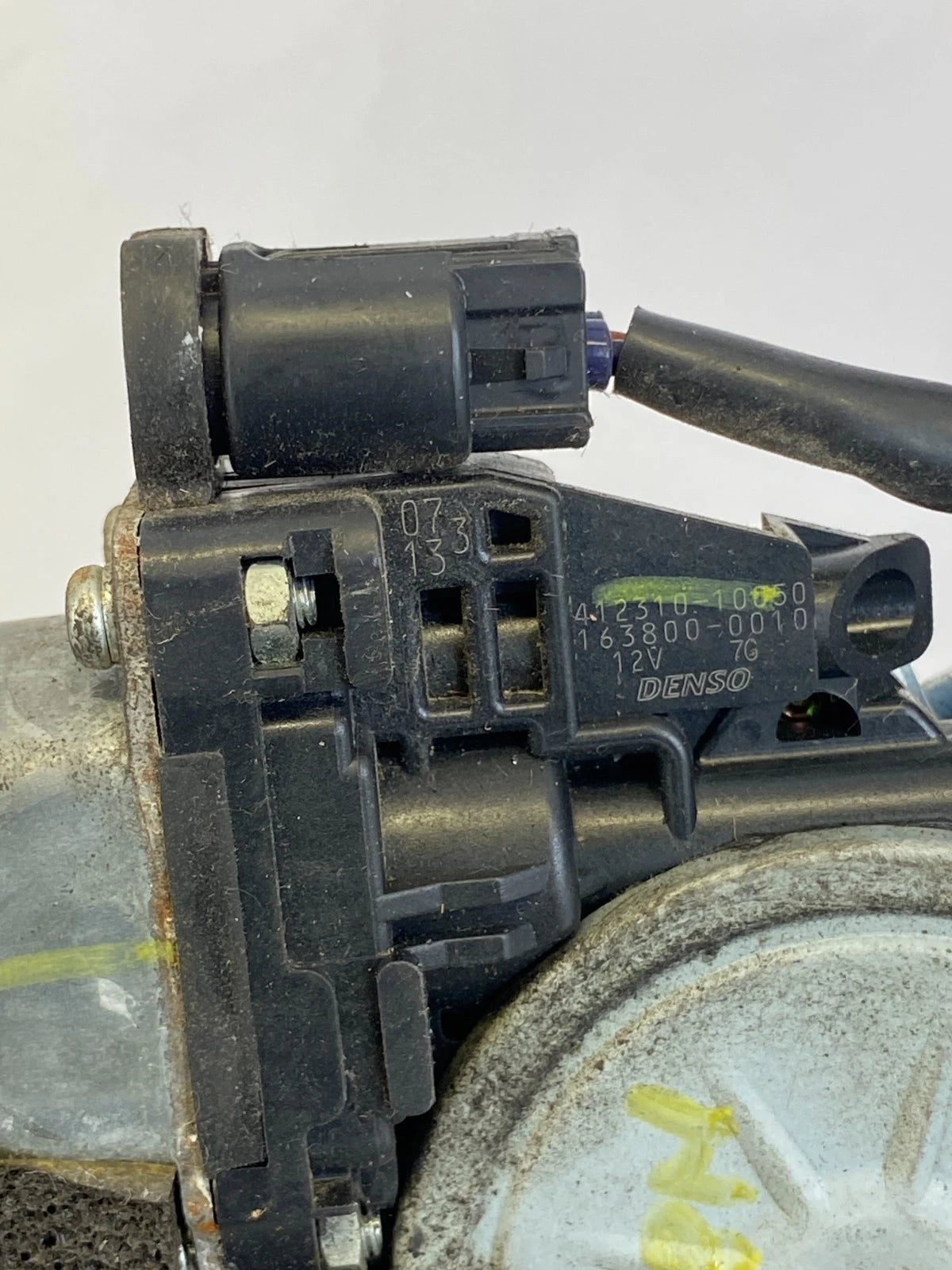 2004-2006 TOYOTA SIENNA FRONT RIGHT DOOR LOCK LATCH ACTUATOR ASSEMBLY OEM