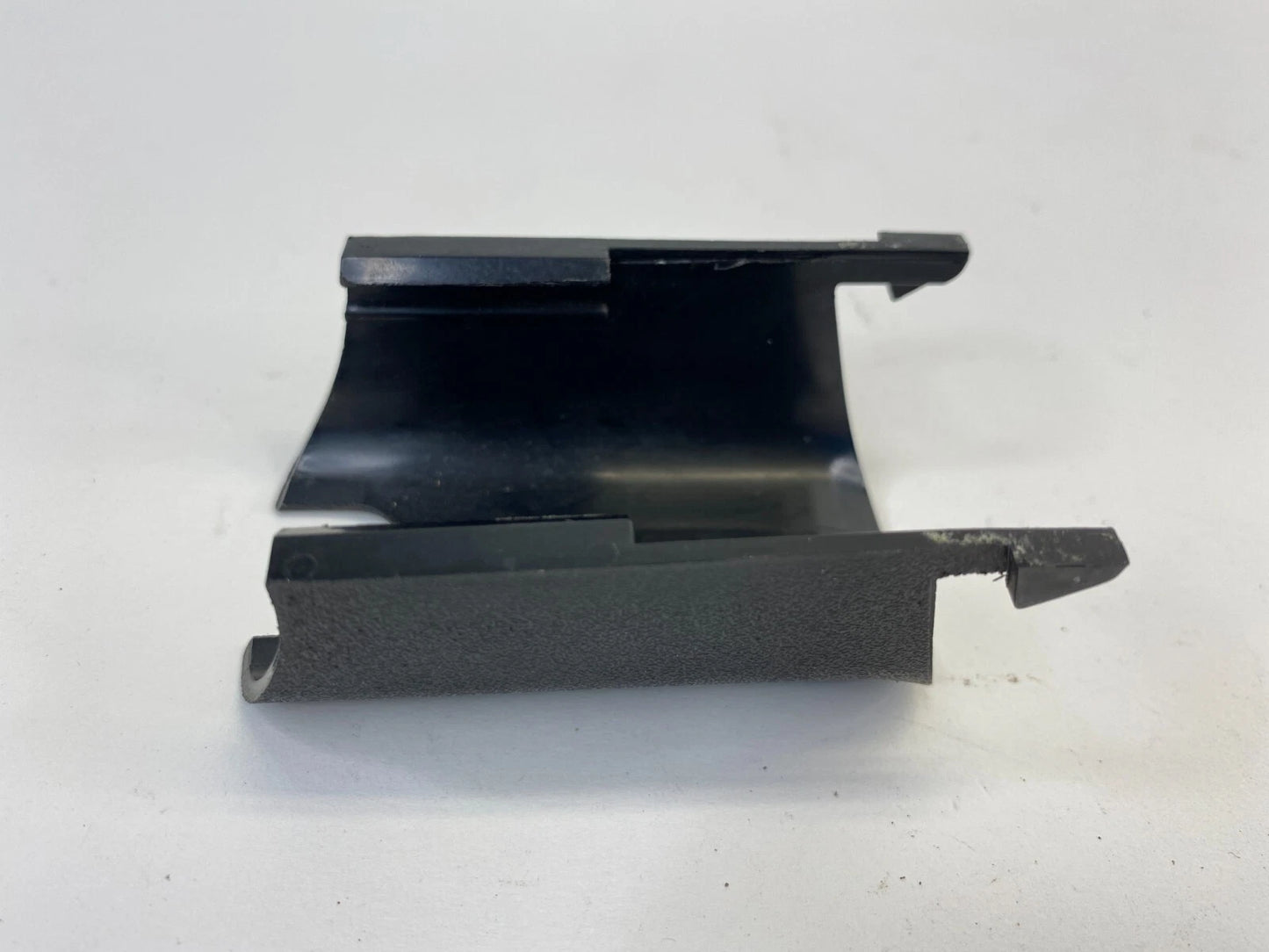 2004 2005 CADILLAC SRX REAR VIEW MIRROR MOUNTING TRIM COVER CAP UNIT OEM FACTORY
