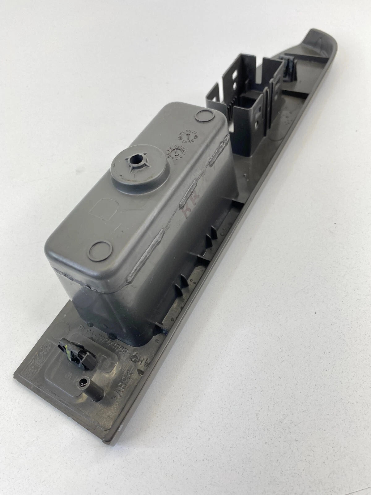 2008-2011 MERCURY MARINER REAR RIGHT DOOR WINDOW SWITCH BEZEL 8L84-78274B08-AH